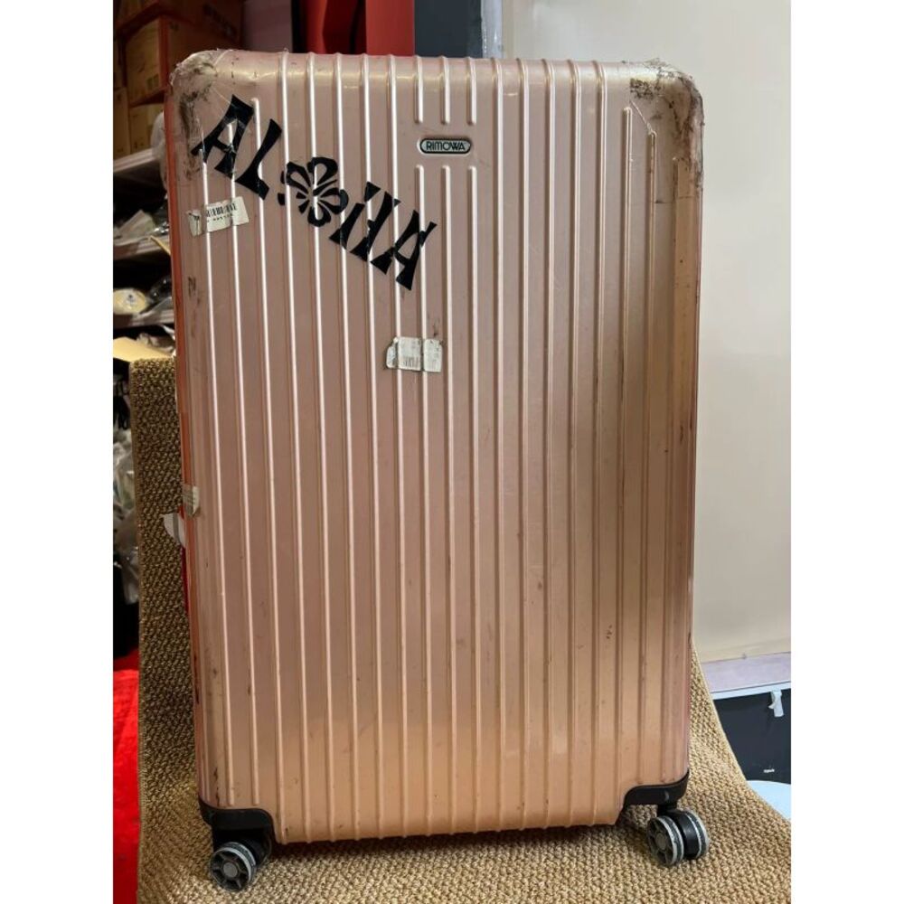 Rimowa Women Pre-Loved Bag Very Good Condition